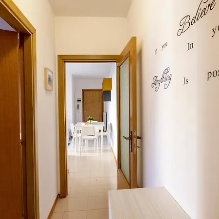 Confortevole Bilocale Verona شقة